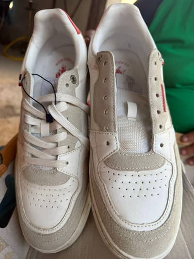 Ralph lauren sneaker 9.5 size