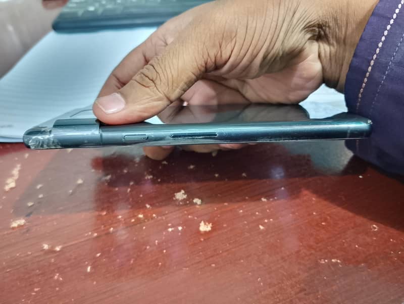 Google Pixel 7 4