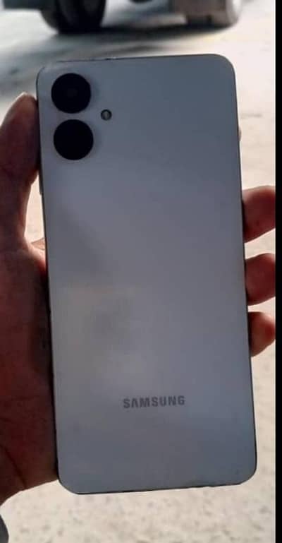 Samsung Mobile A06
