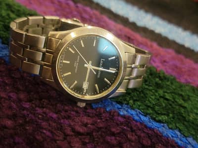 Original Legra Valencia analog quartz wristwatch