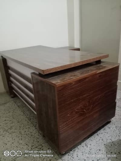 executive table and chair for sale