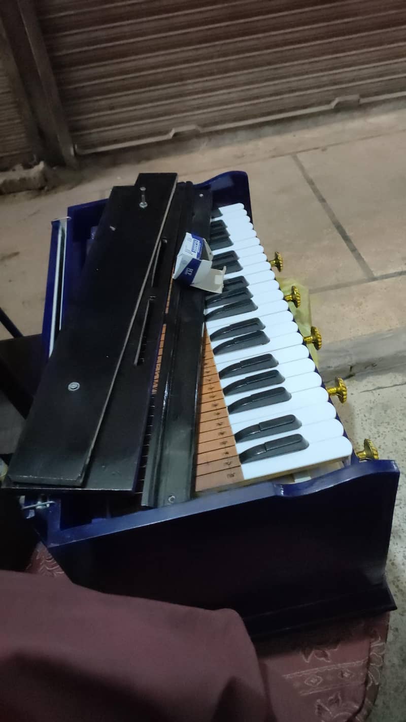 Harmonium 39keys 6