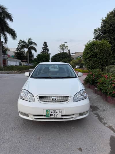 Toyota Corolla XLI 2008 Model Lahore registered White color