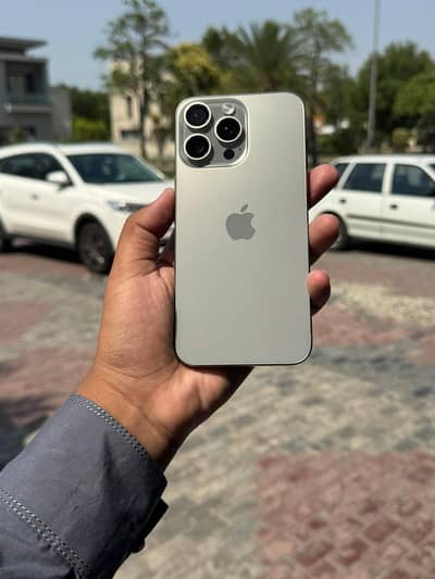 Apple iPhone 15 Pro Max