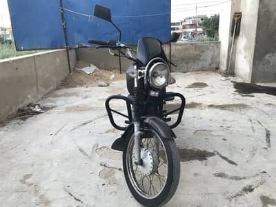 Suzuki GS 150 2013