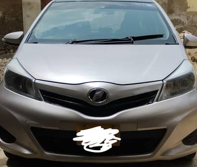Toyota Vitz 2012