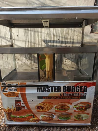 Berger Shawarma counter