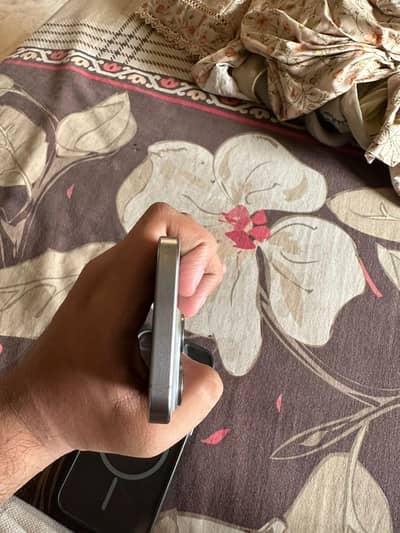 Apple iPhone 15 Pro