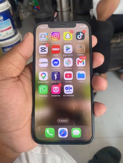 Apple iPhone 12