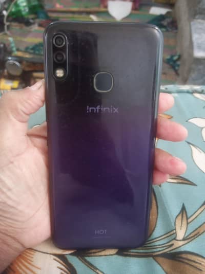 Infinix Hot 8 Lite