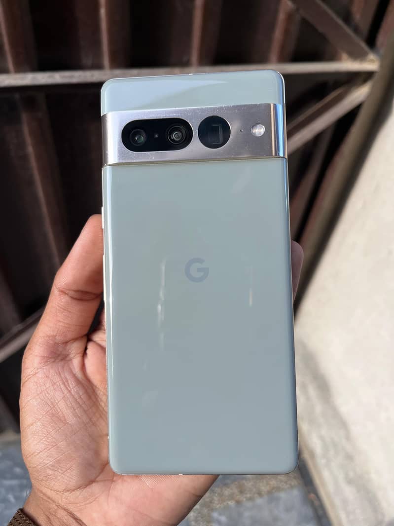 Google Pixel 7 Pro 0
