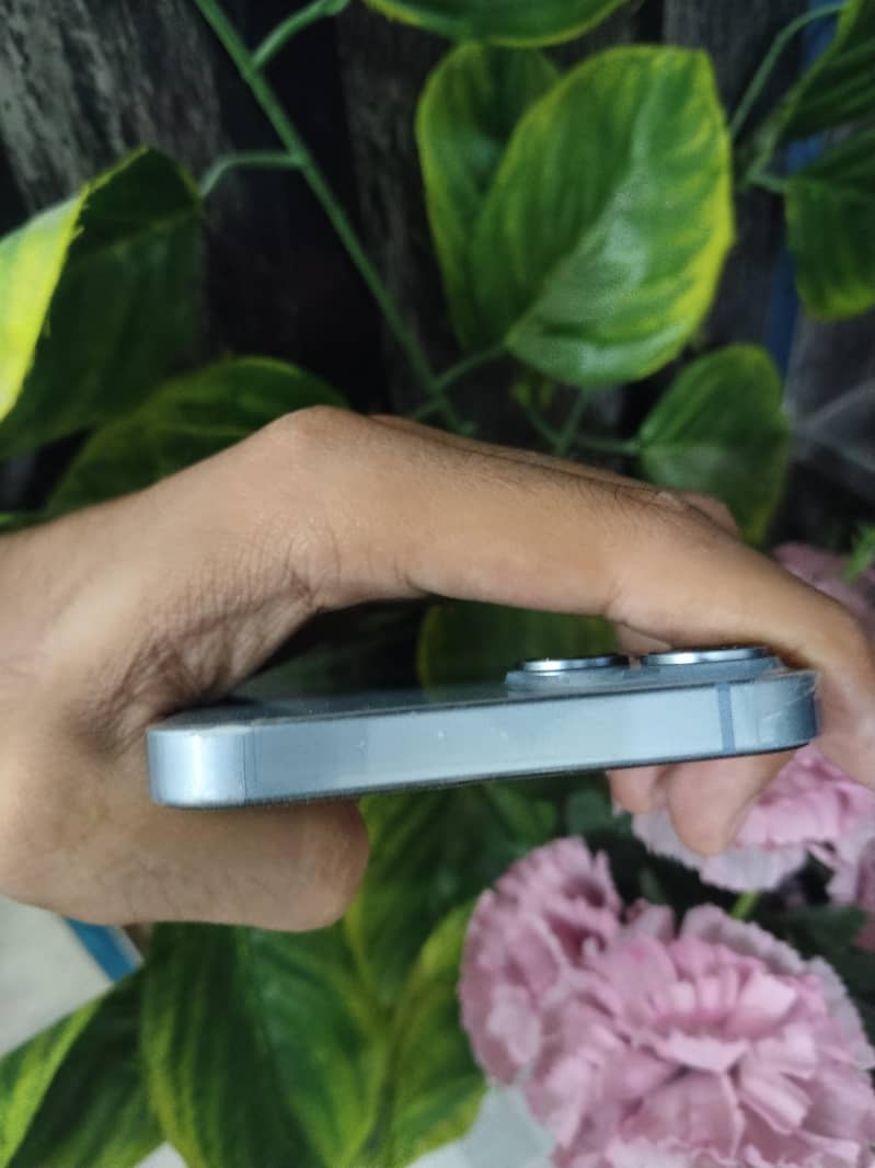 Apple iPhone 14 plus 4