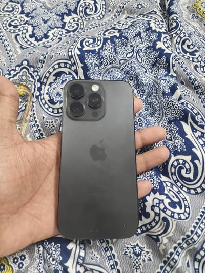 Apple iPhone 16 Pro