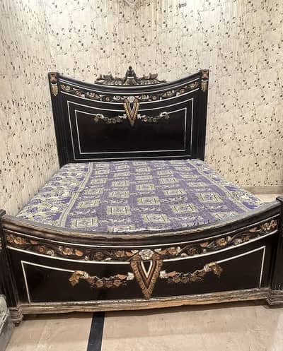 Wooden Bed Set with Side Cabinets / Dressing Table for Sale