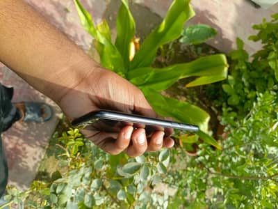 Apple iPhone SE
