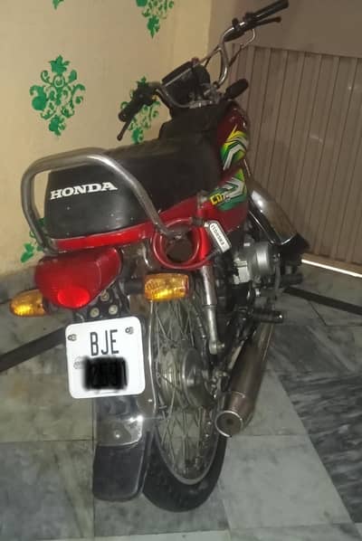 Honda CD70 best working bike