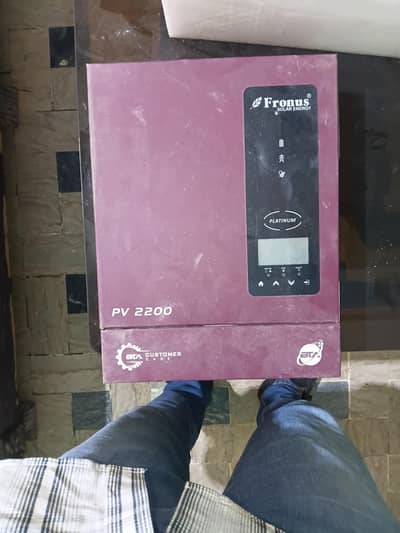 Fronus Inverter PV2200