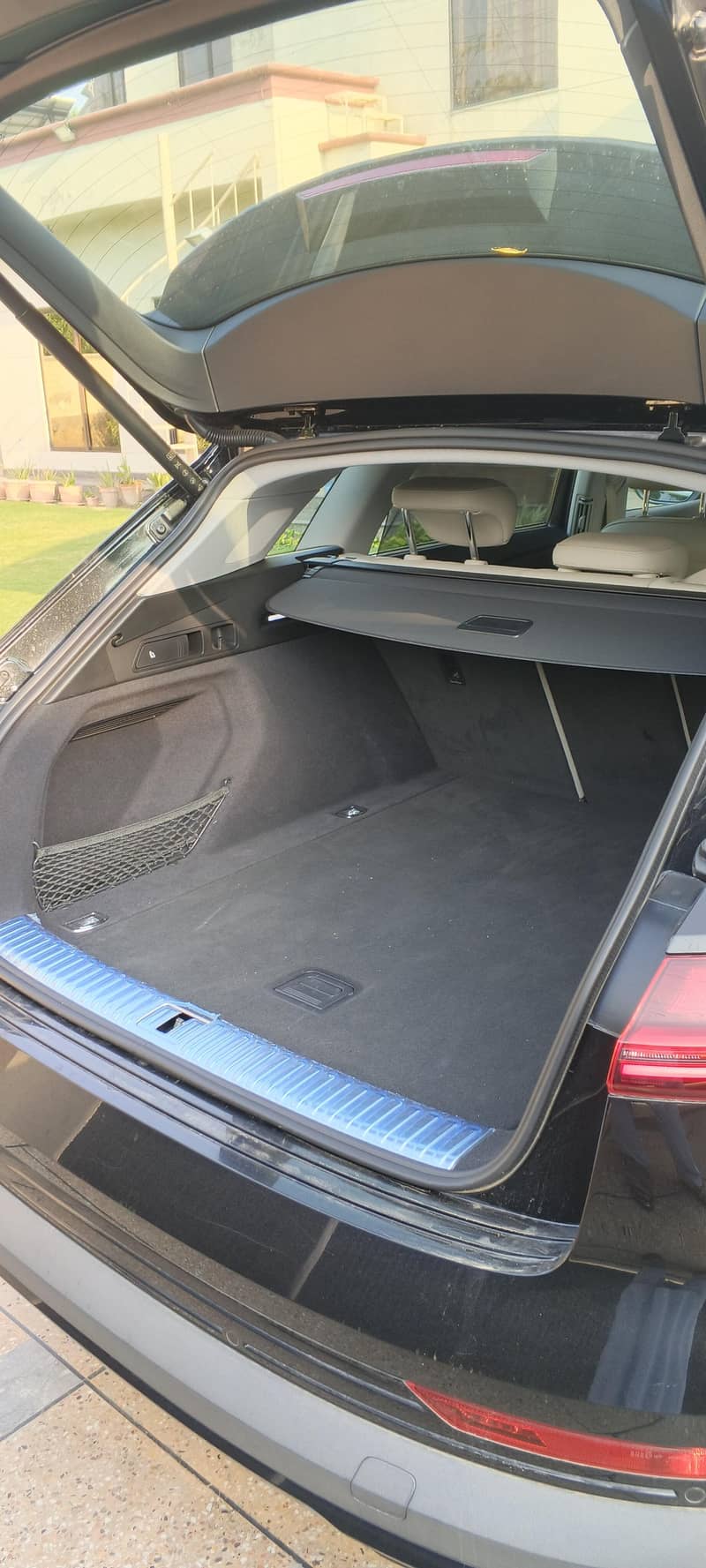 Audi E-Tron 2022 3