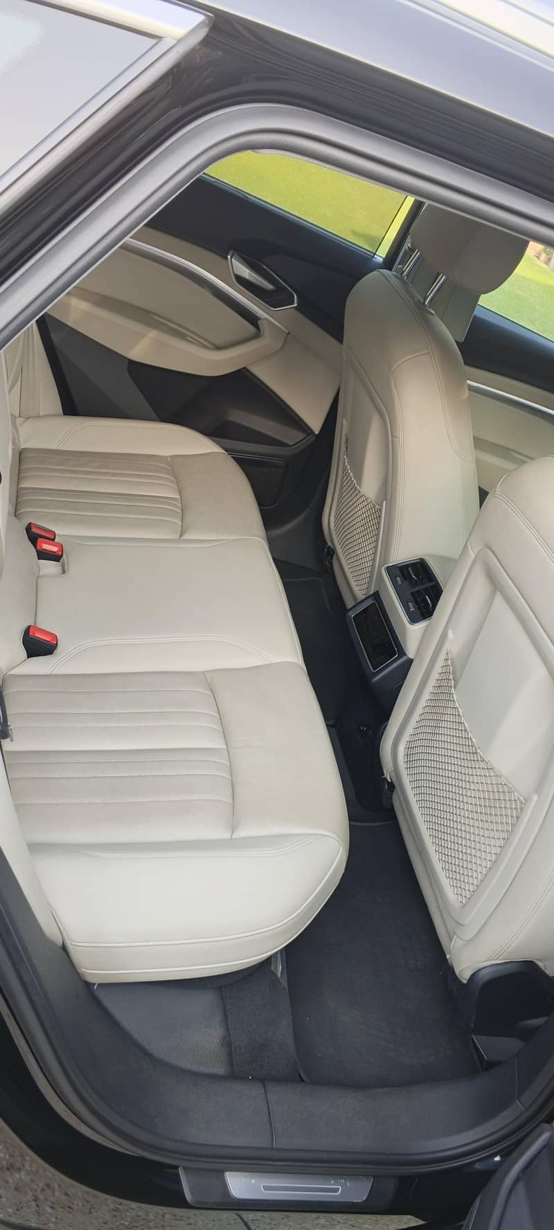 Audi E-Tron 2022 4