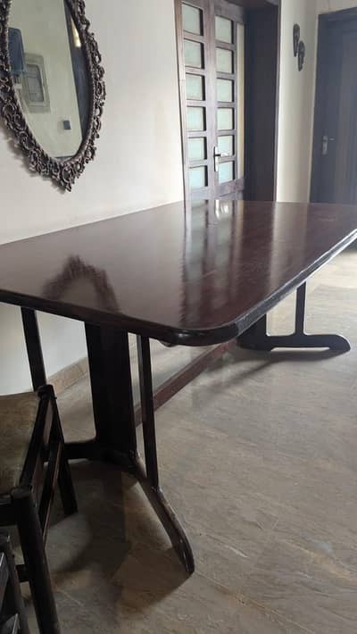 Wood Dinning Table