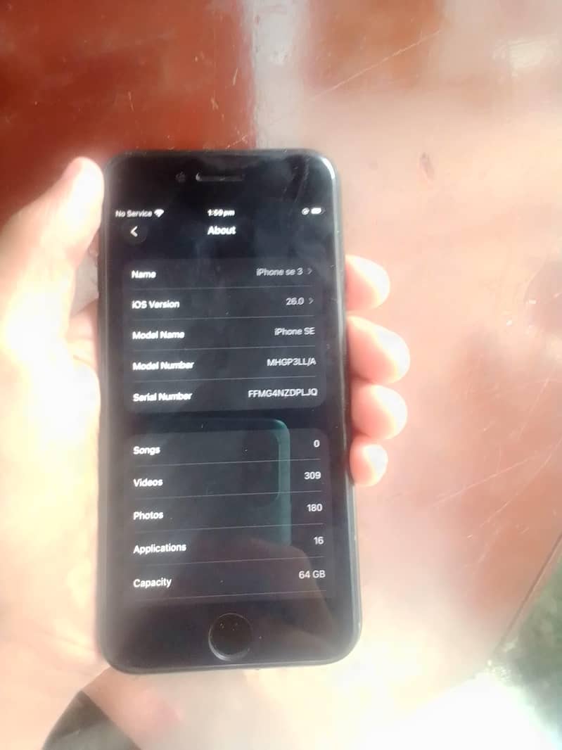 iPhone SE 2 1