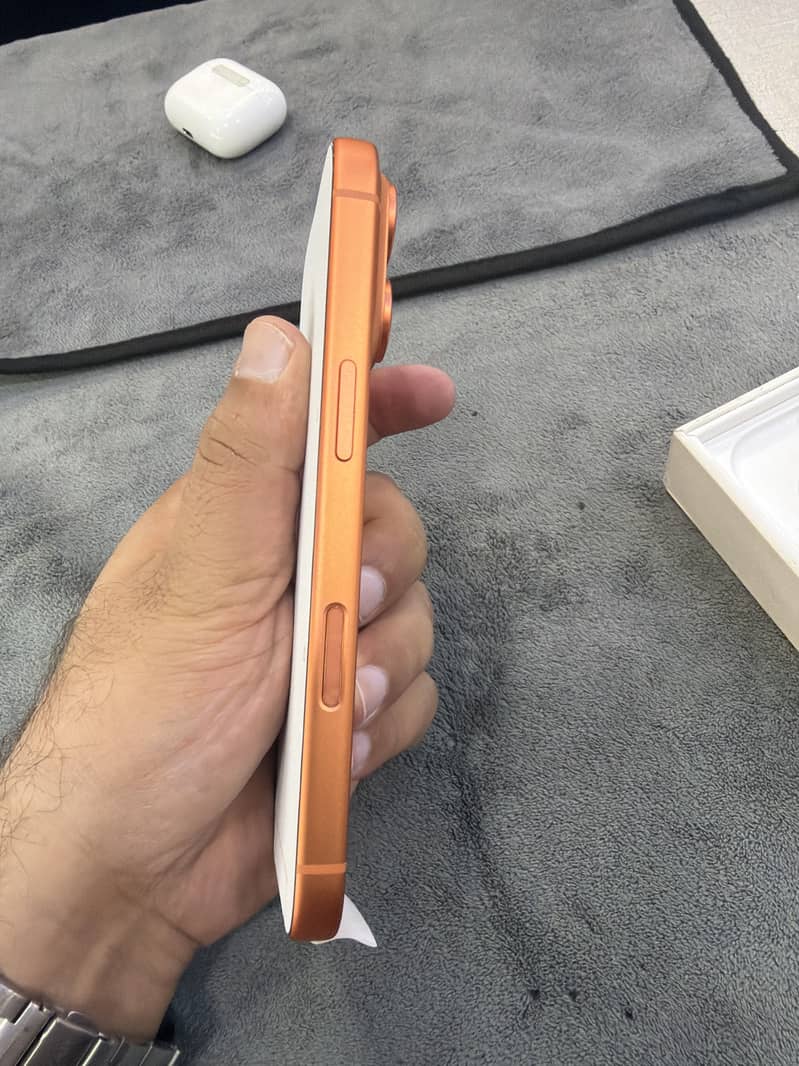 iPhone 17 Pro 2