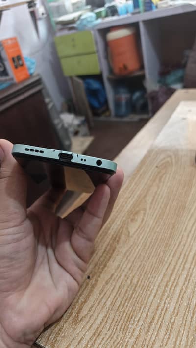 Realme C35