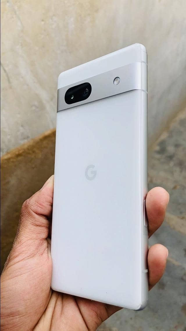 Google Pixel 7a 1