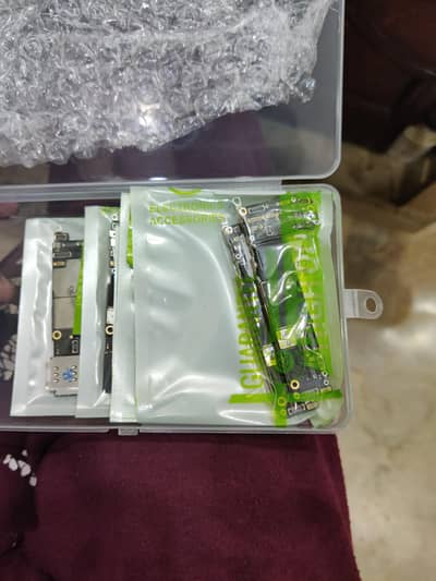 Apple iPhone 12 board /motherboard