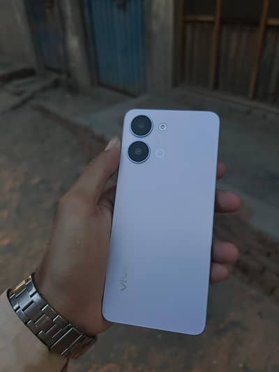 Vivo Y05 4+4 128 gb