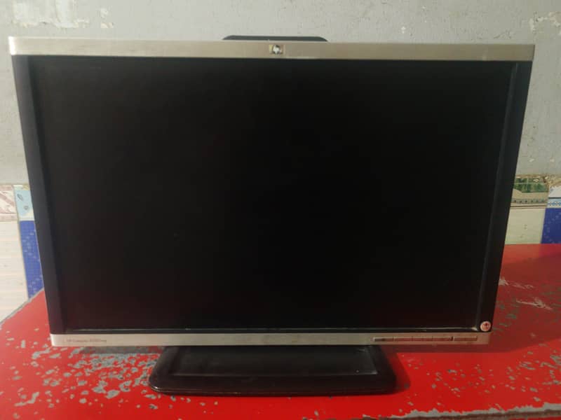 led computer 7