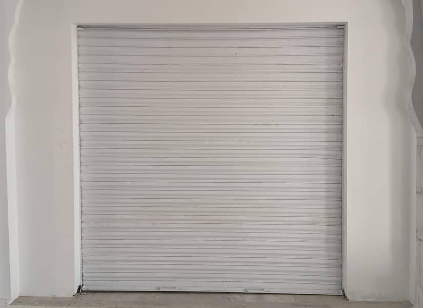 4 shutter 0