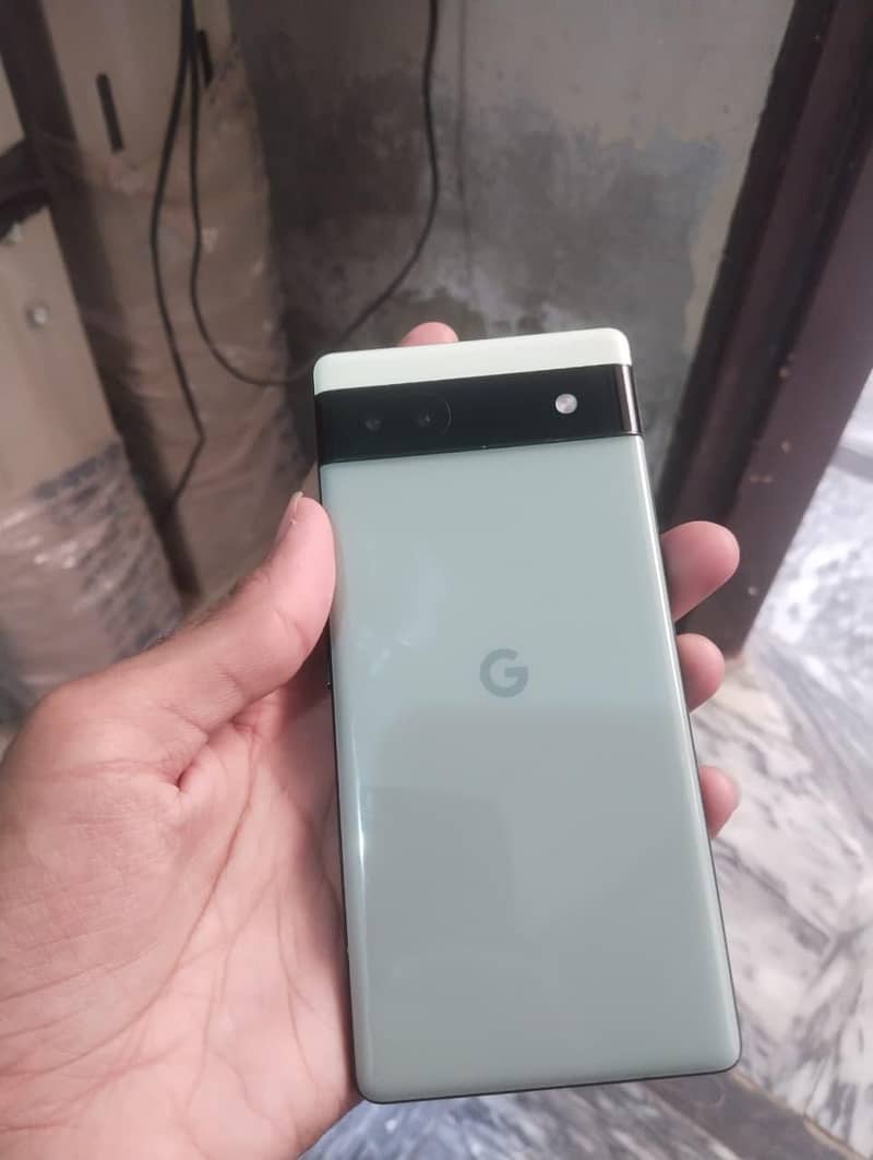 Google Pixel 6a 1