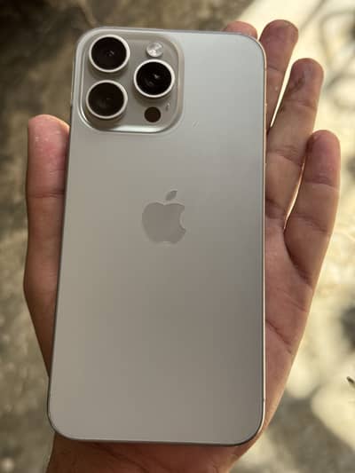 Apple iPhone 15 Pro Max natural titanium waterpack