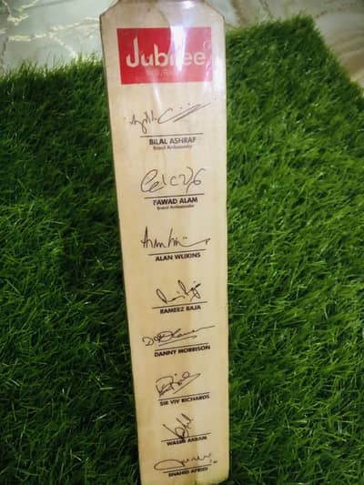 Cricket Autograph Bat - Signed by………