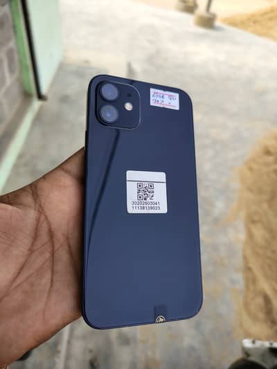 Apple iPhone 12 Water pack 10/10