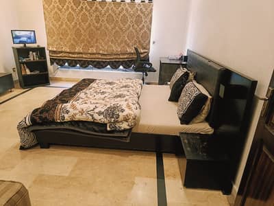 Bed and room furniture used
