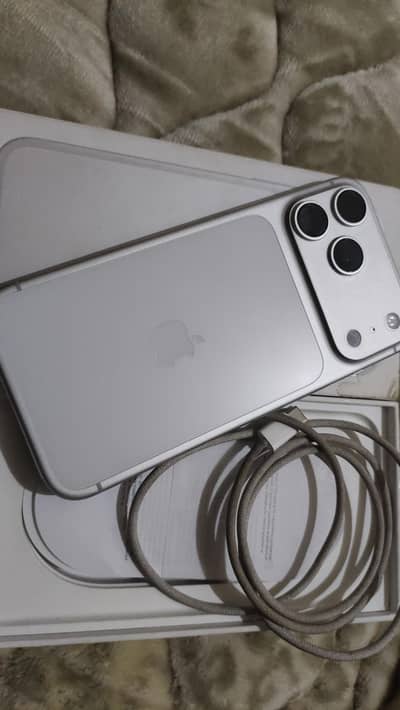 |Iphone 17 Pro max | Non Pta Factory Unlock|
