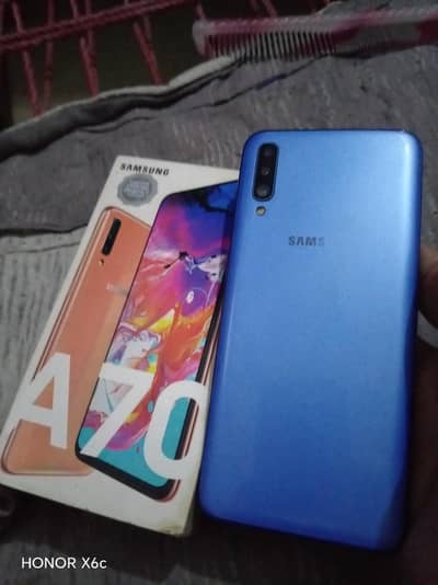 Samsung Mobile A70 6/128 GB dual SIM official PTA approved with box