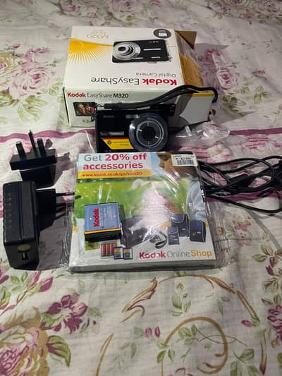 kodak easy share digital camera M 320