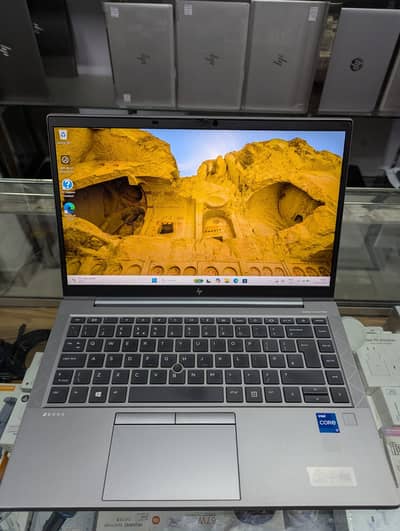 HP ZBook Firefly 14 G8 | Intel Core i7-11th Gen | 14" FHD Display