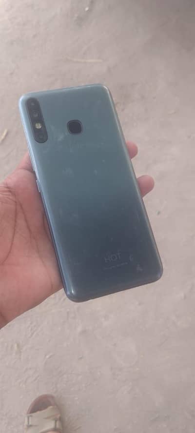 Infinix Hot 8