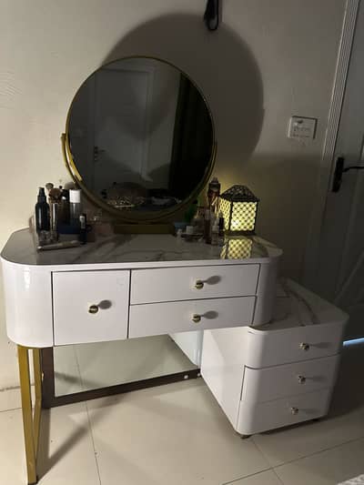 Dressing Table - Luxury Dressing Table - Modern Design Table