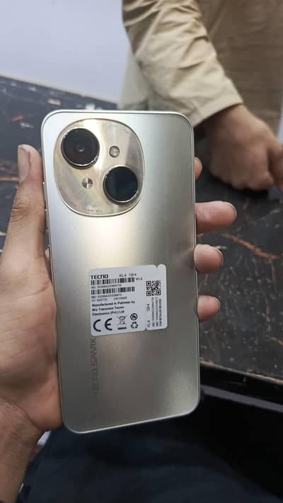 Tecno Spark Go 1  4/128gb