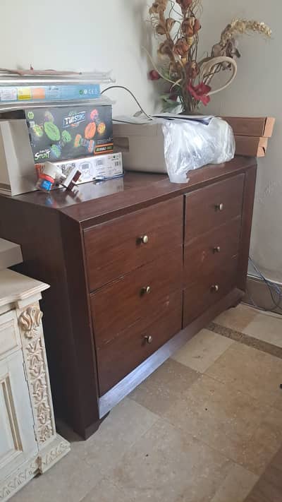 6 Drawer Wooden Chester | Storage Cabinet | Excellent Condition