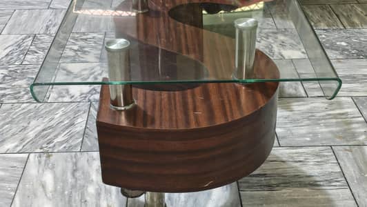 S name table sheesa curl