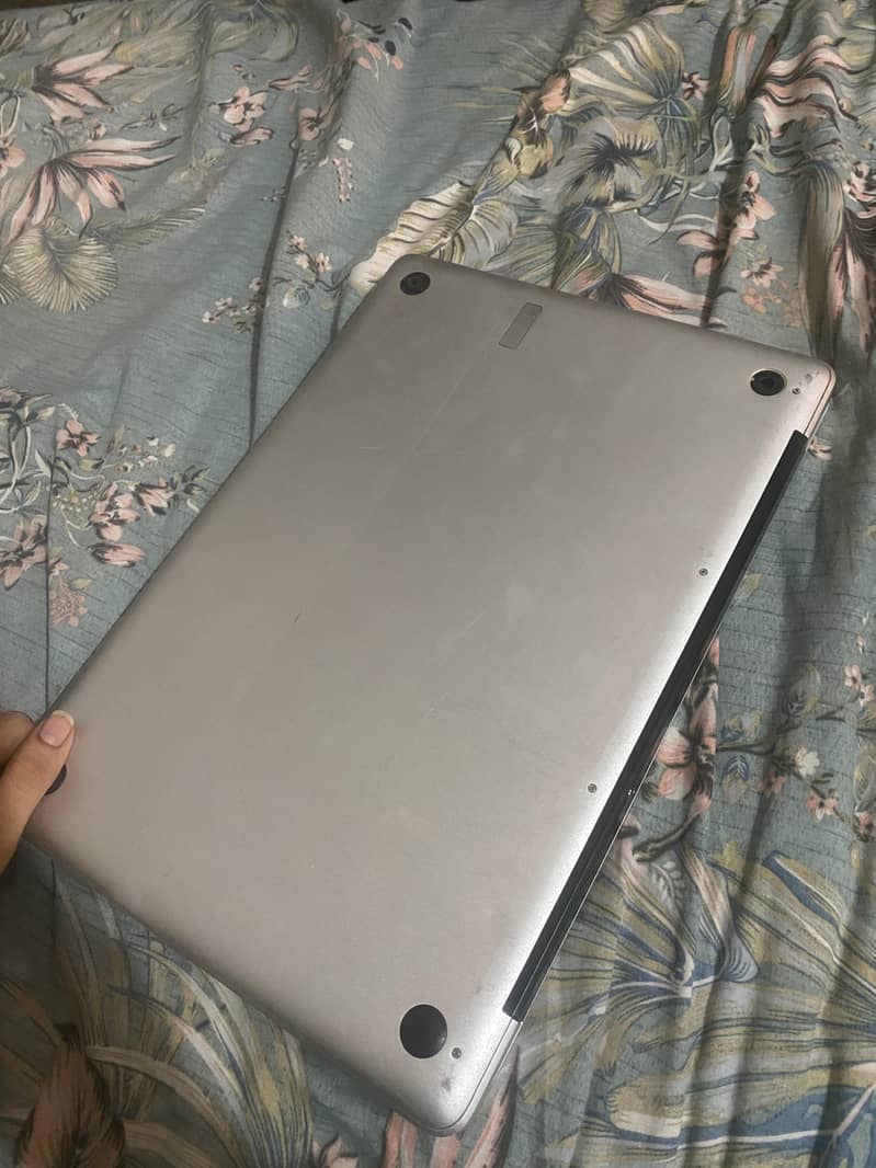 MacBook Pro 4