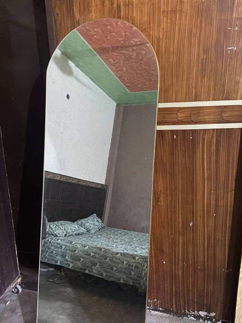 stand mirror 1
