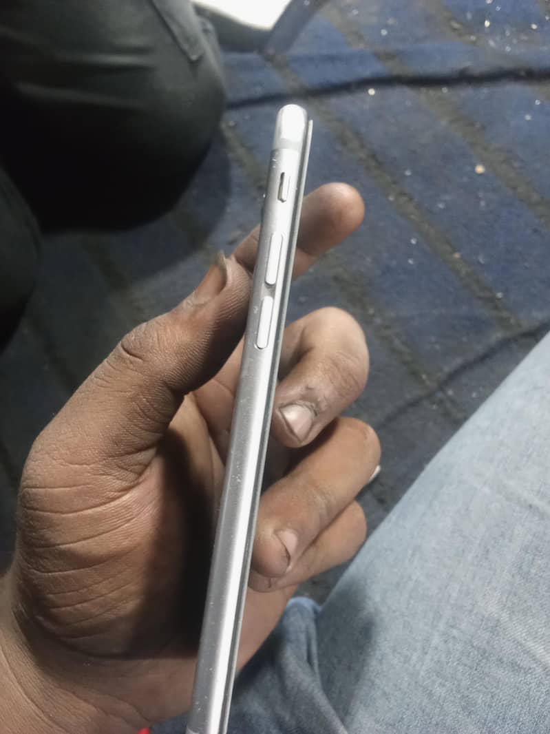 Apple iPhone 6 1