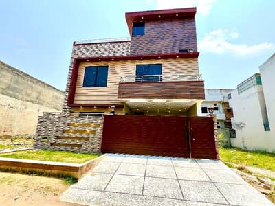 8 MARLA BRAND NEW HOUSE FOR SALE F-17 ISLAMABAD ALL FACILITY AVAILABLE CDA PPROVED SECTOR
